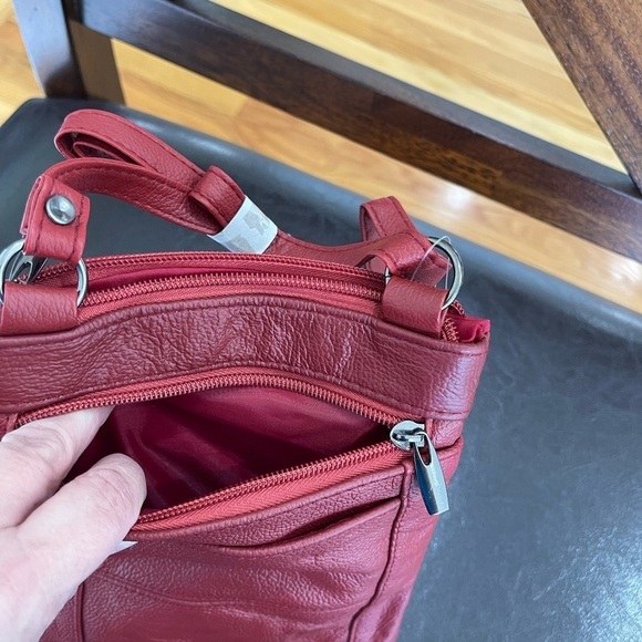 Maze Exclusive Leather Crossbody bag purse zippered multi pocket work casual NWT - Picture 11 of 16